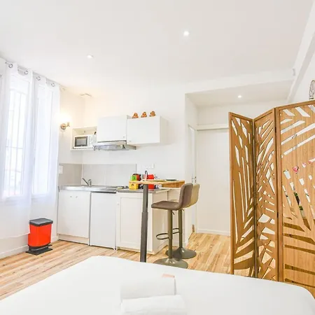 Studio Neuf Avec Ac Proche Castellane Et Metro Apartamento